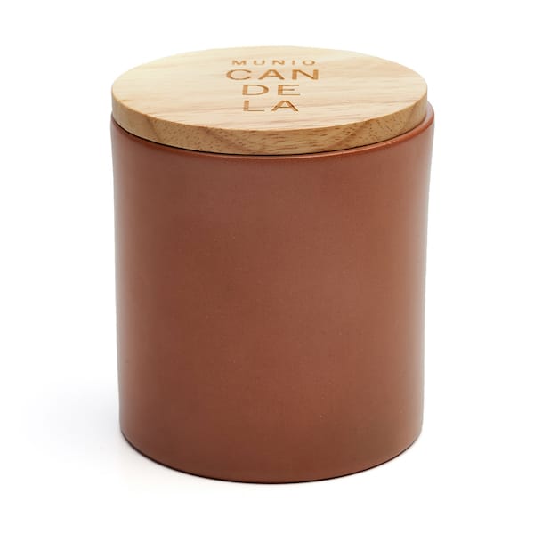 Oak candle with lid to buy